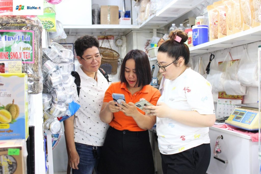 hang-tram-tieu-thuong-tai-cho-ben-thanh-hao-hung-trai-nghiem-ung-dung-quan-ly-ban-hang-biznext (6)