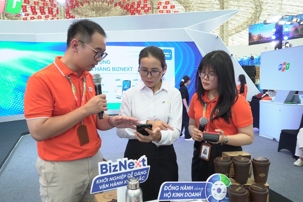 fpt-biznext-tai-trien-lam-thanh-tuu-dat-nuoc-80-nam-voi-giai-phap-xuat-hoa-don-dien-tu-tu-may-tinh-tien (4)