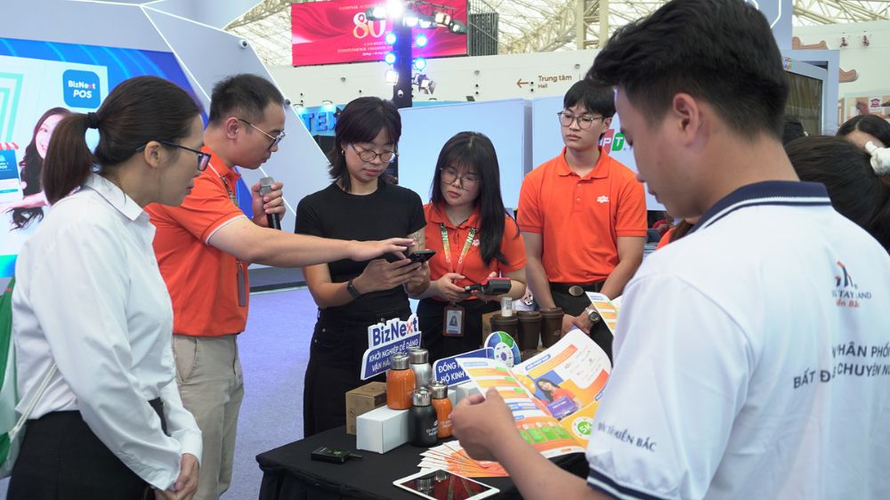 FPT BizNext tại Triển lãm thành tựu đất nước 80 năm với giải pháp xuất hóa đơn điện tử từ máy tính tiền