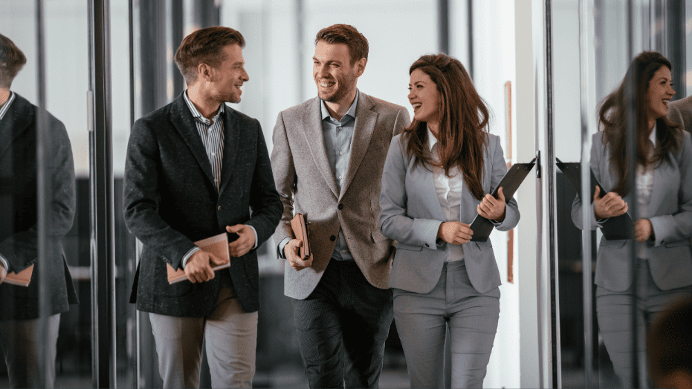 Đối tượng có quyền mua và chuyển nhượng cổ phần