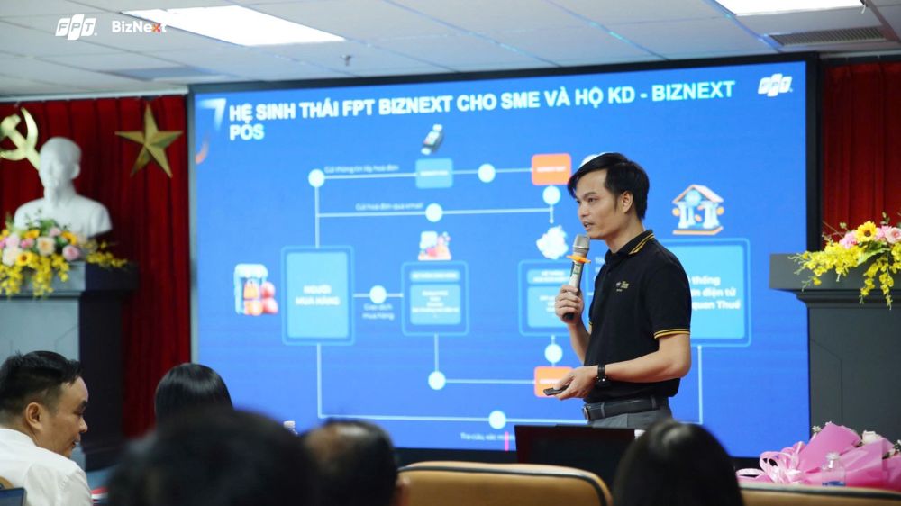 fpt-biznext-x-vietinbank-dong-hanh-cung-ho-kinh-doanh-tai-hoi-thao-ngan-hang-dong-hanh-an-tam-kinh-doanh (2)