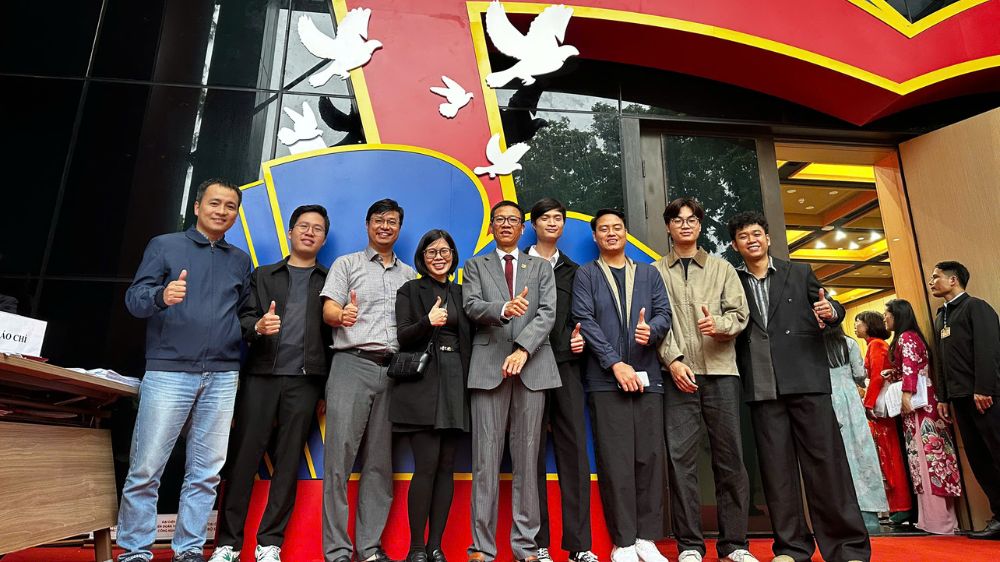 fpt-biznext-vinh-du-tham-gia-le-huong-ung-ngay-phap-luat-viet-nam-nam-2025