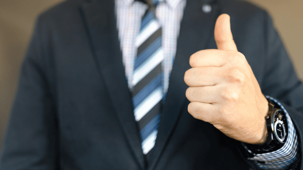 Quyền và nghĩa vụ của người đại diện theo pháp luật của doanh nghiệp